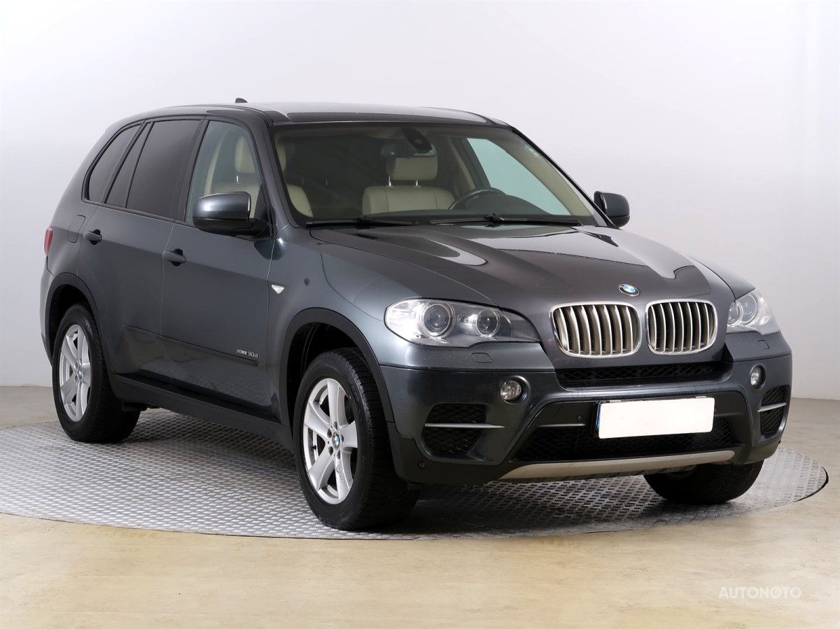 BMW X5, 2011 - celkový pohled