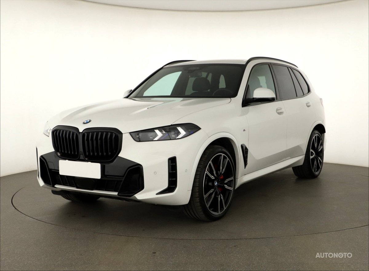 BMW X5, 2024 - pohled č. 3