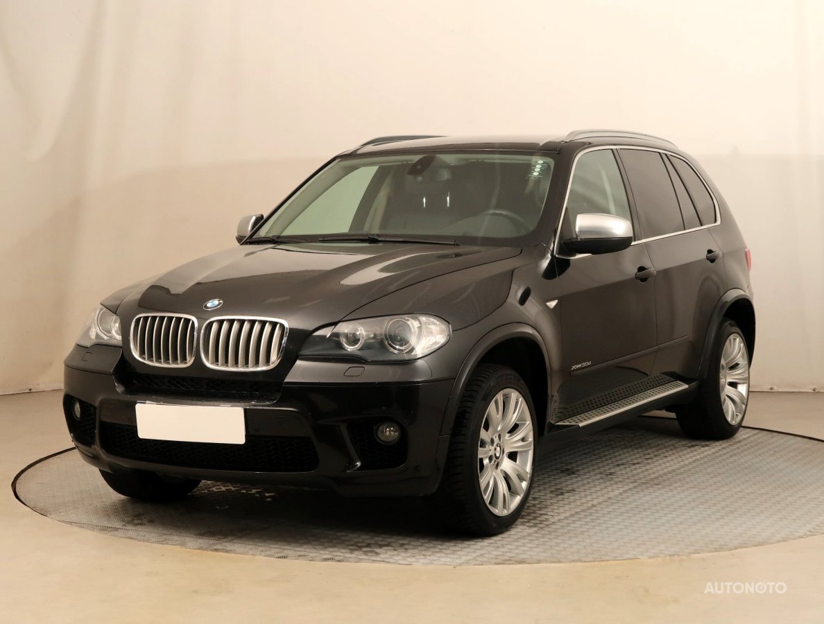 BMW X5, 2011 - pohled č. 3
