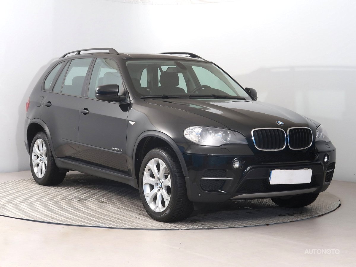 BMW X5, 2013 - celkový pohled