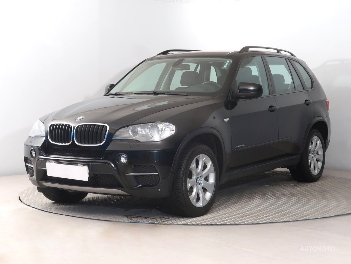 BMW X5, 2013 - pohled č. 3
