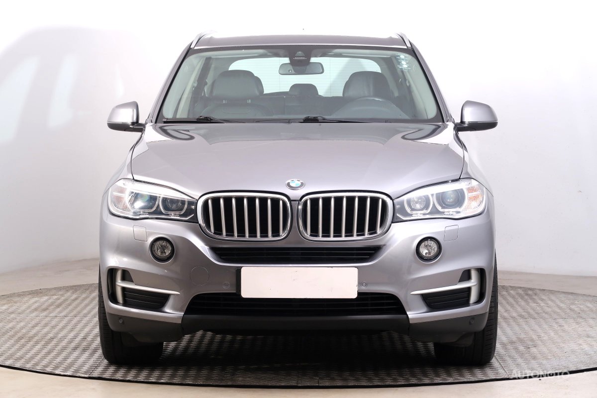 BMW X5, 2015 - pohled č. 2