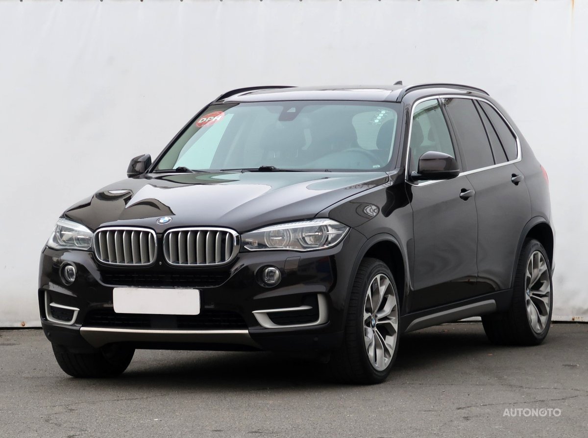 BMW X5, 2015 - pohled č. 3