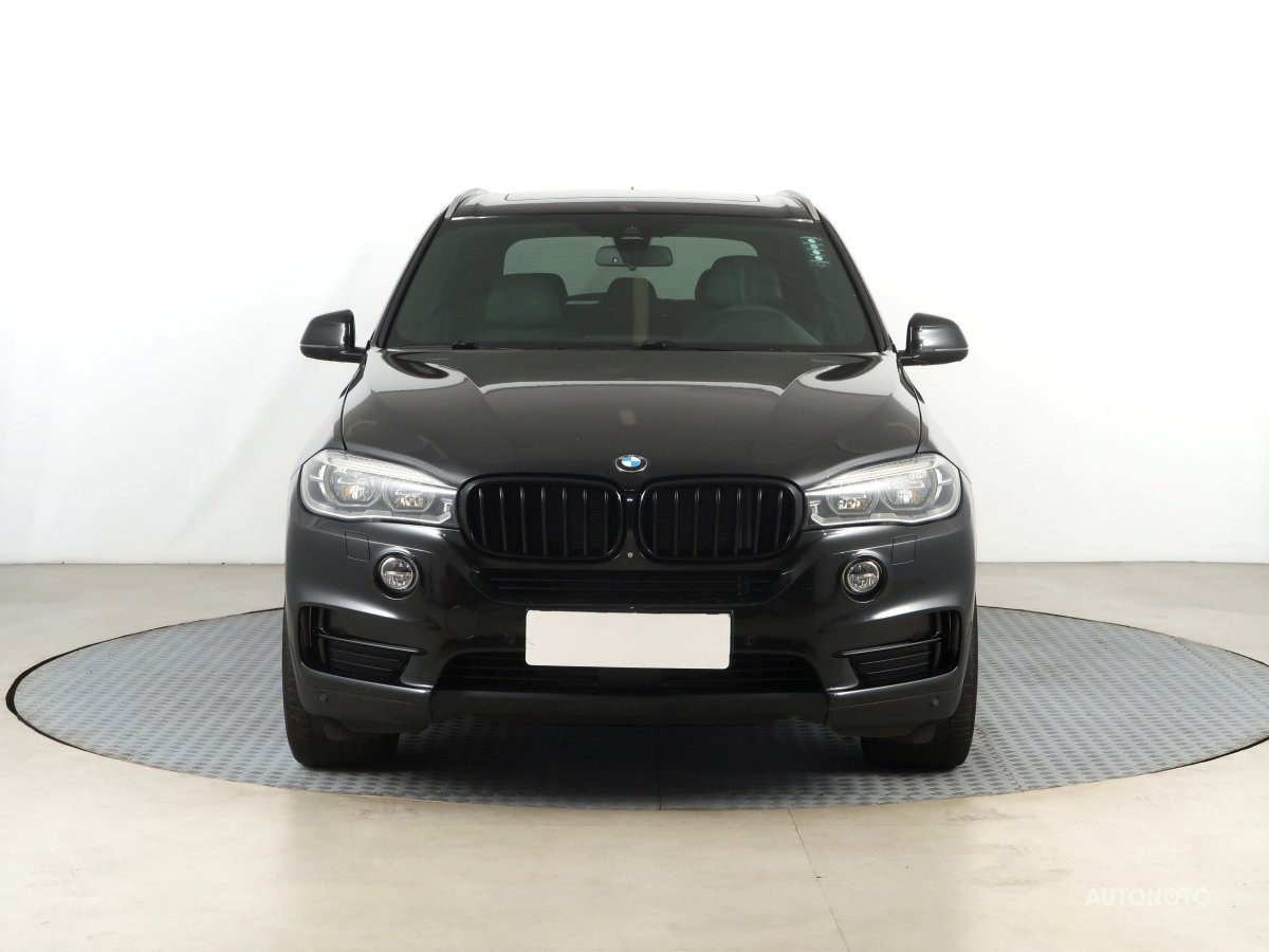 BMW X5, 2014 - pohled č. 2