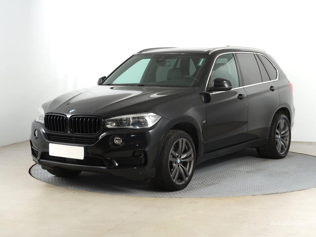 BMW X5, 2014 - pohled č. 3