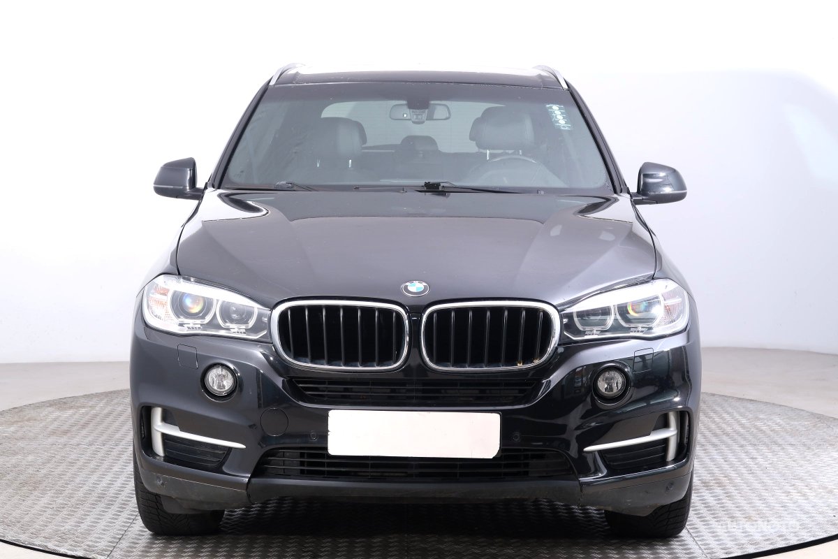 BMW X5, 2014 - pohled č. 2