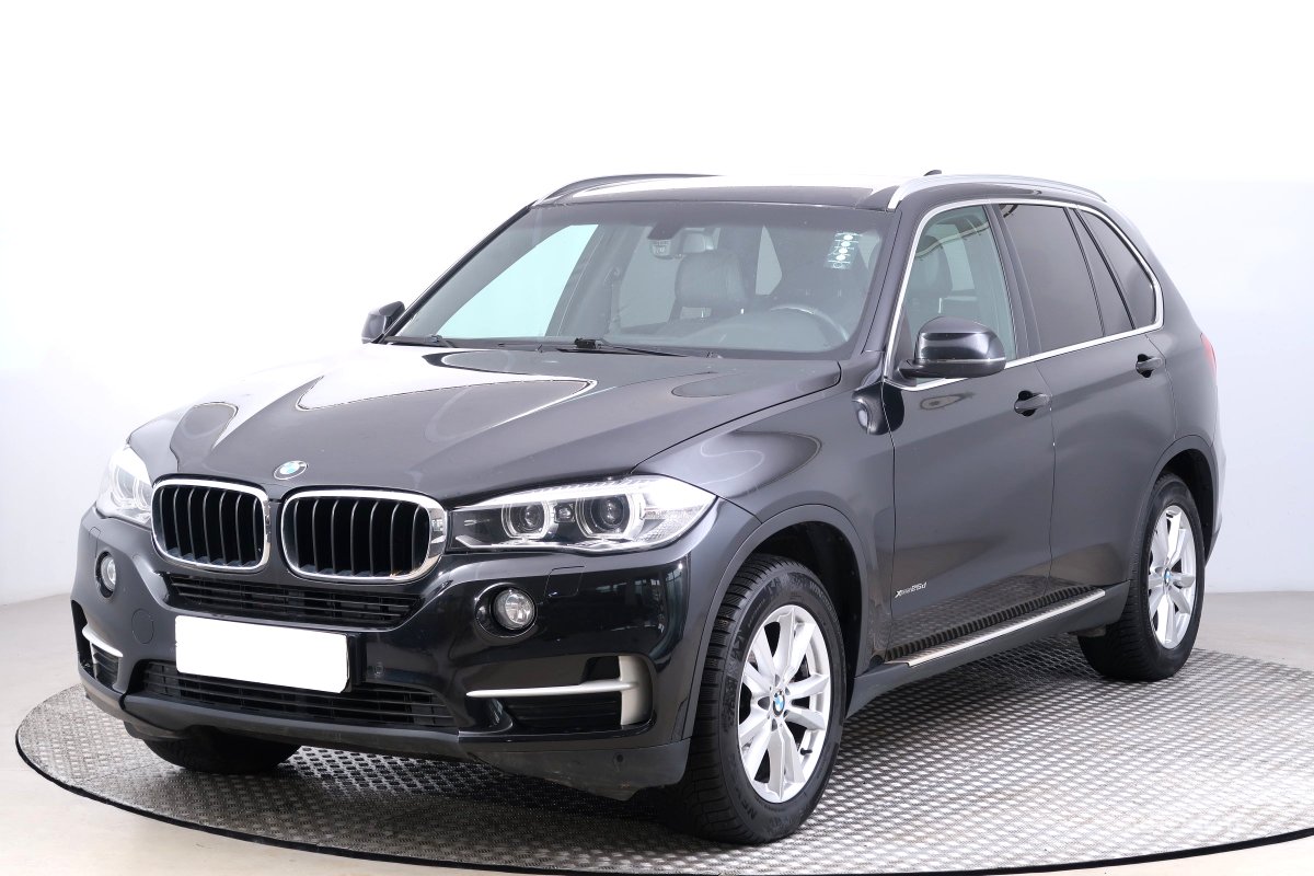 BMW X5, 2014 - pohled č. 3
