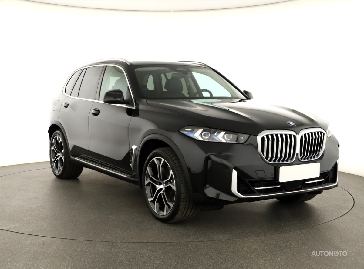 BMW X5, 2024 - celkový pohled
