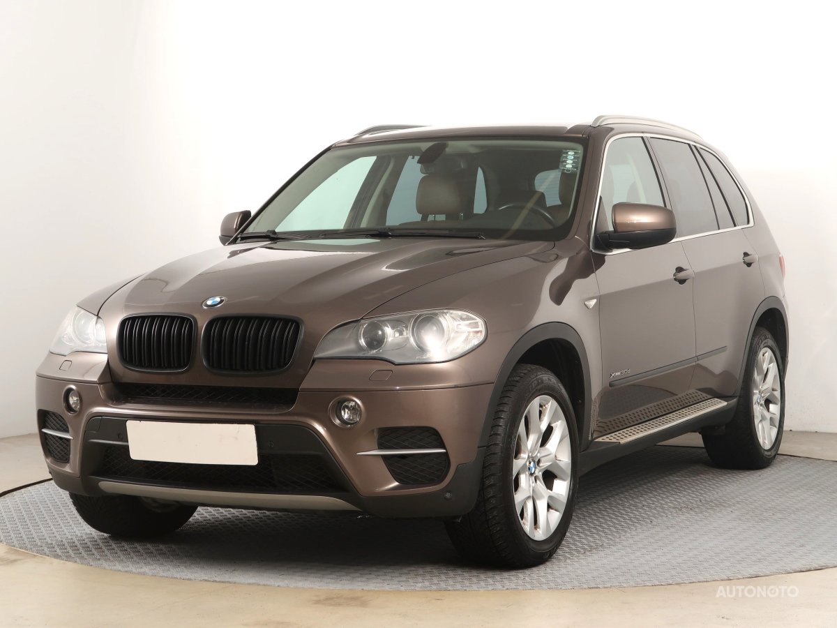 BMW X5, 2010 - pohled č. 3