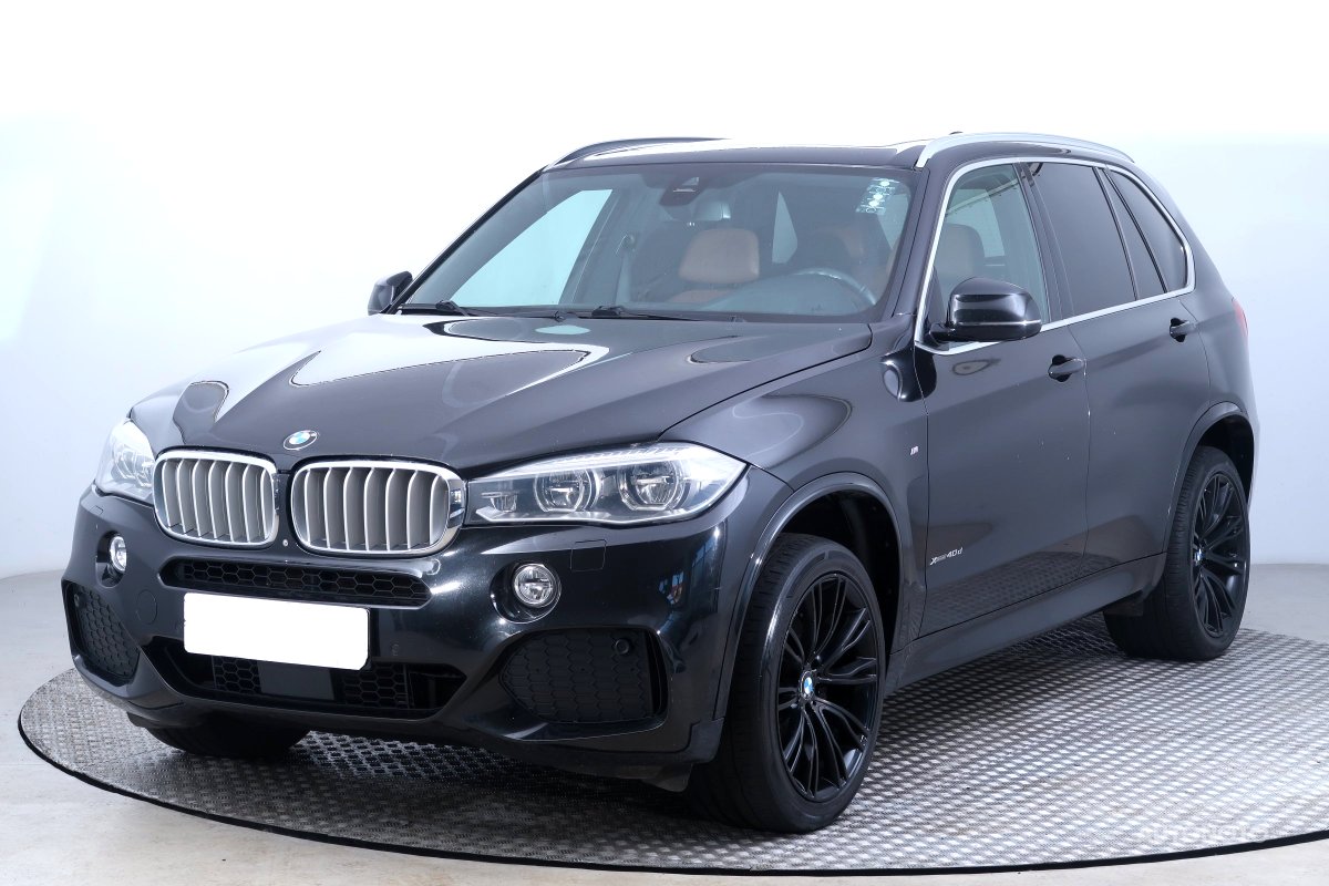 BMW X5, 2016 - pohled č. 3