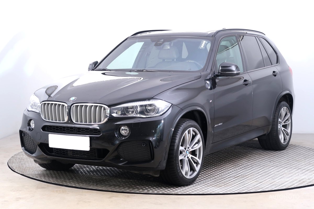 BMW X5, 2016 - pohled č. 3