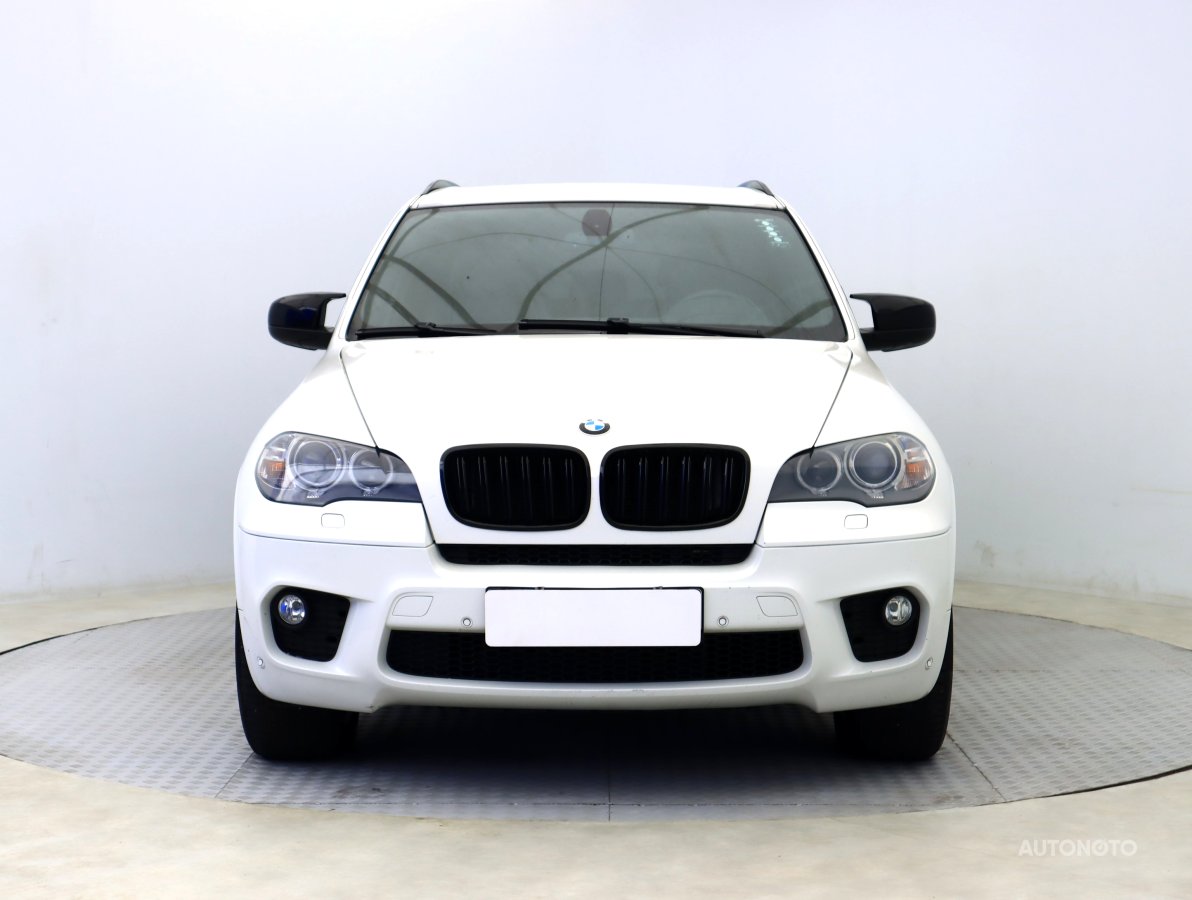 BMW X5, 2012 - pohled č. 2