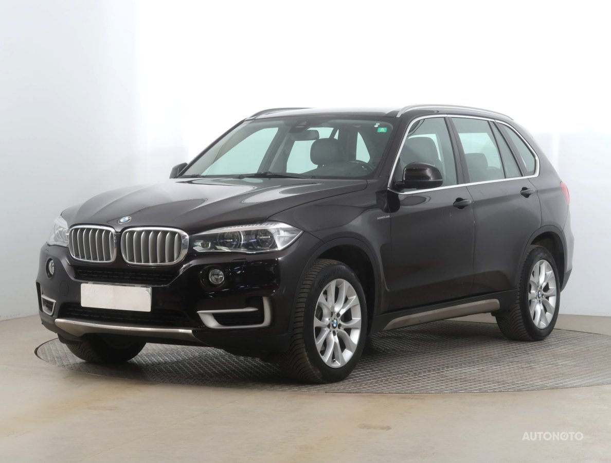 BMW X5, 2015 - pohled č. 3