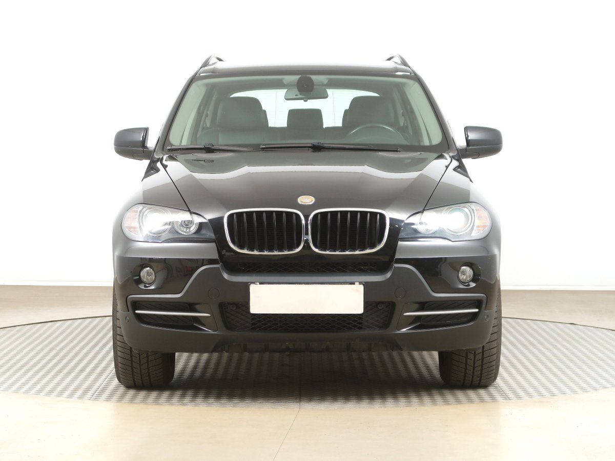 BMW X5, 2010 - pohled č. 2