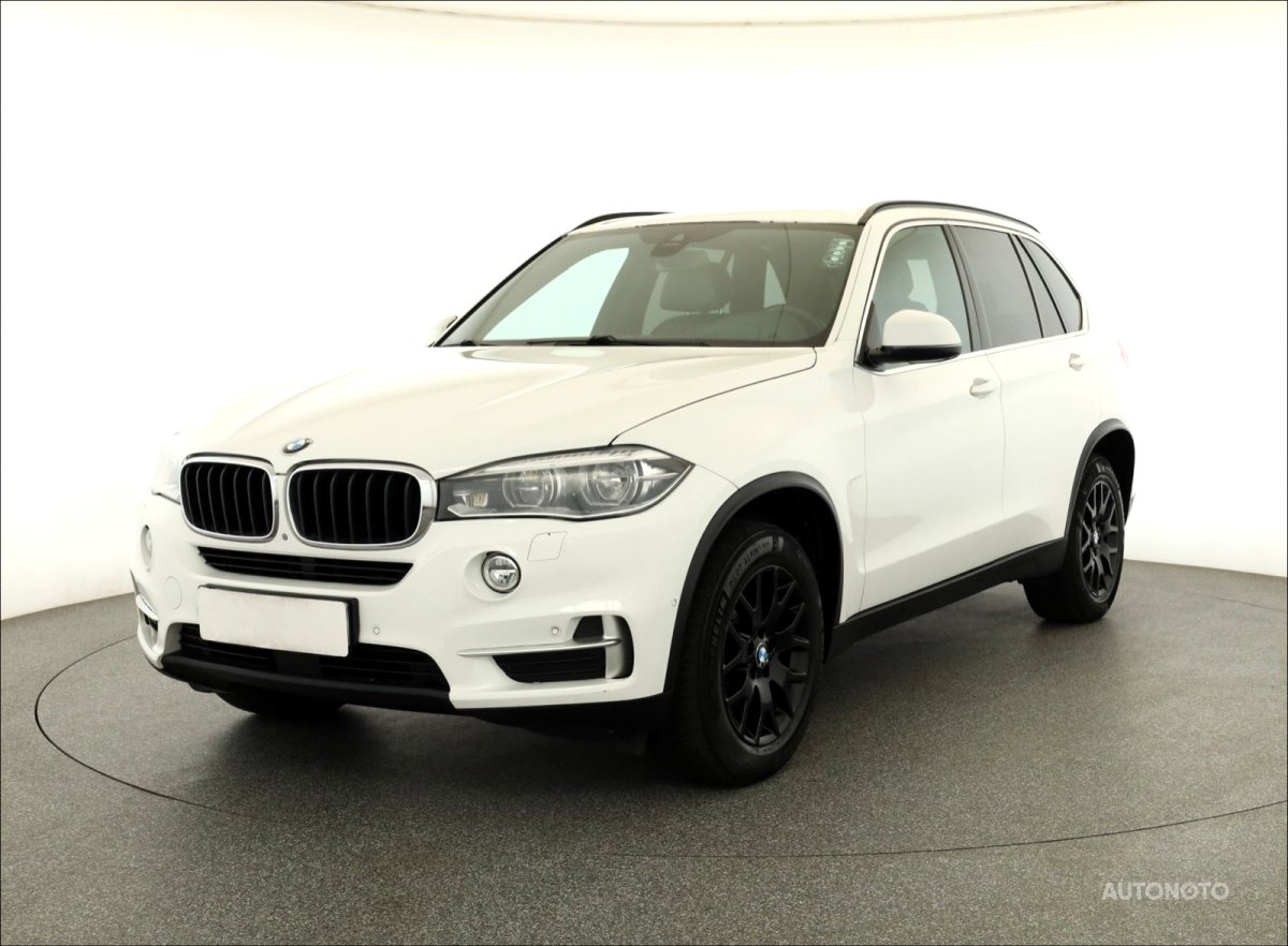 BMW X5, 2014 - pohled č. 3