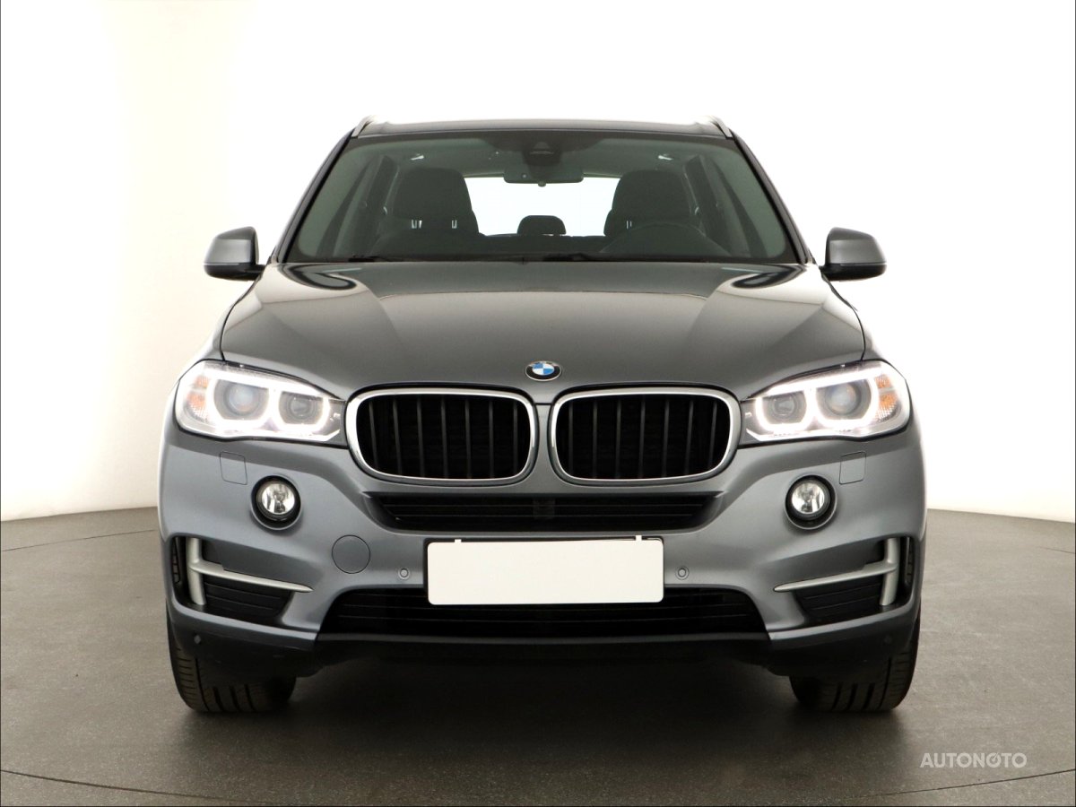 BMW X5, 2014 - pohled č. 2