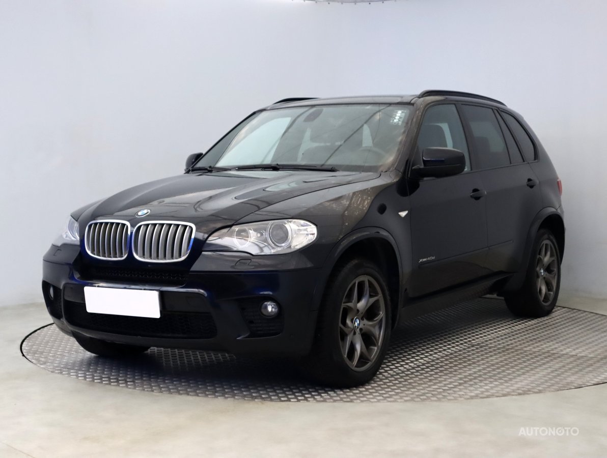 BMW X5, 2011 - pohled č. 3