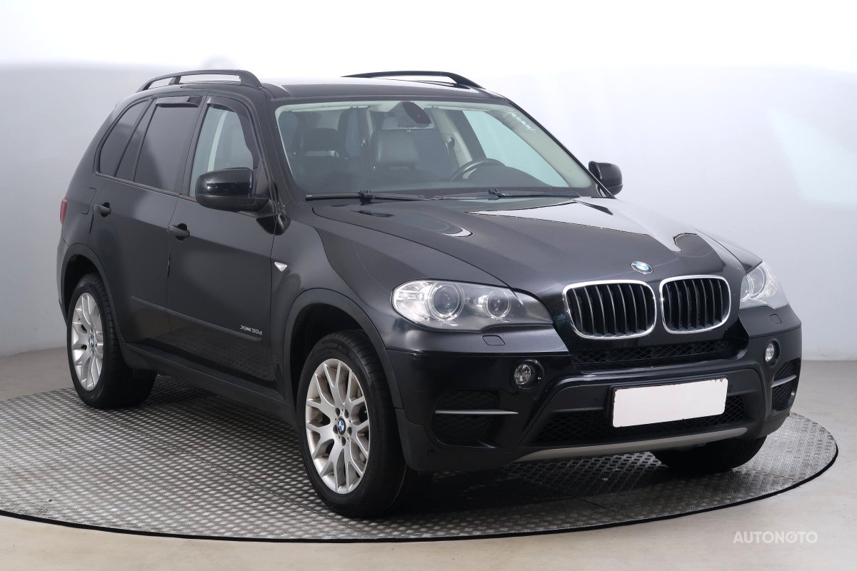 BMW X5, 2011 - celkový pohled