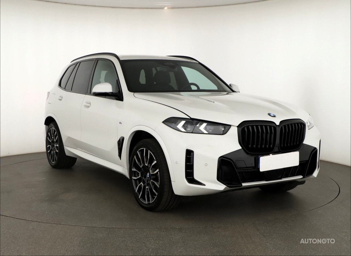 BMW X5, 2024 - celkový pohled