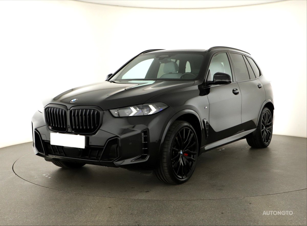 BMW X5, 2024 - pohled č. 3