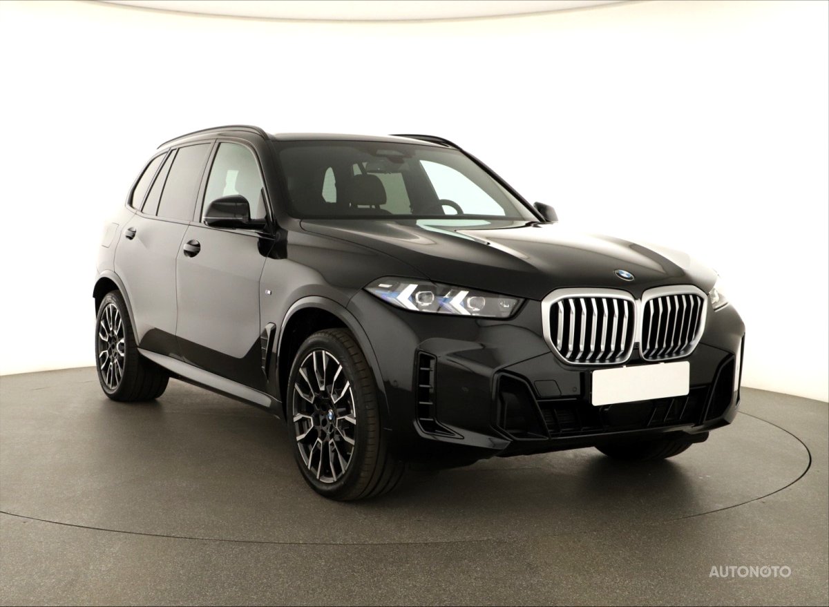 BMW X5, 2024 - celkový pohled