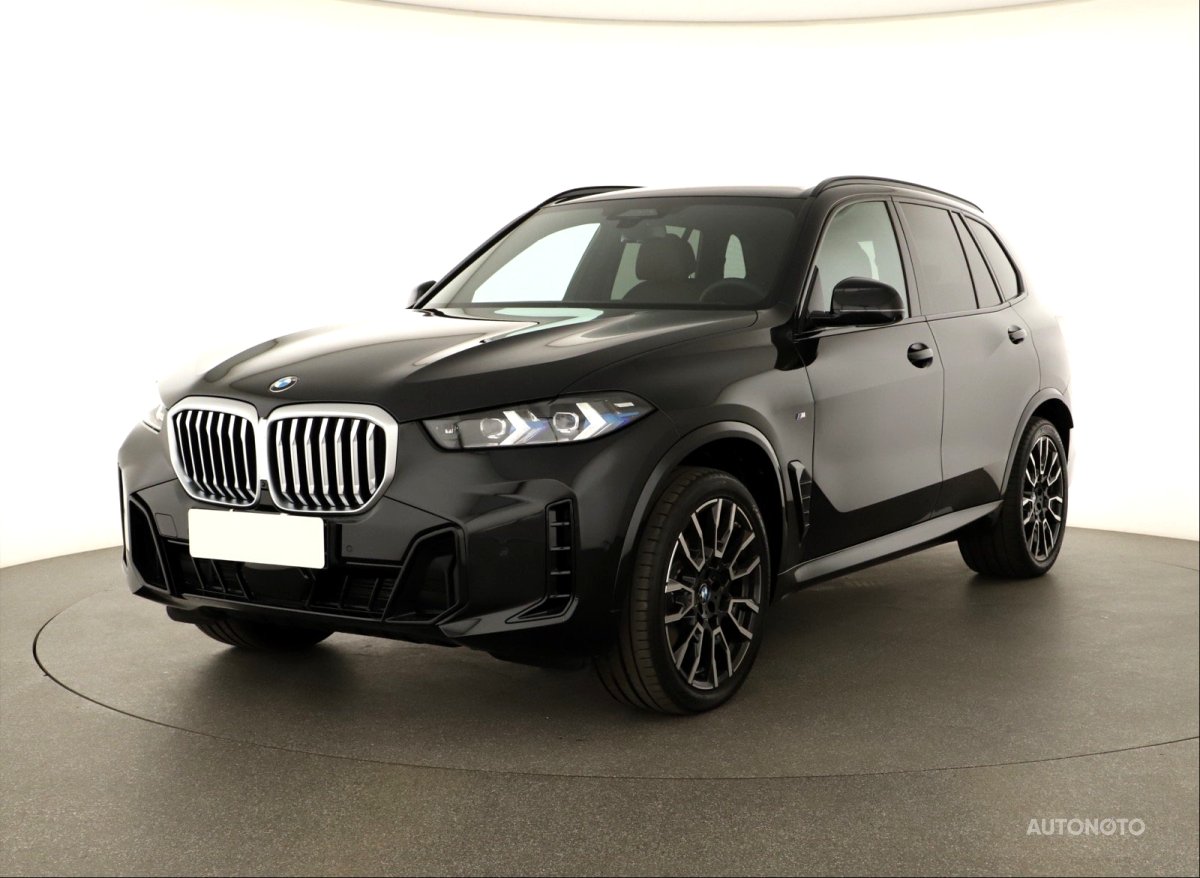 BMW X5, 2024 - pohled č. 3
