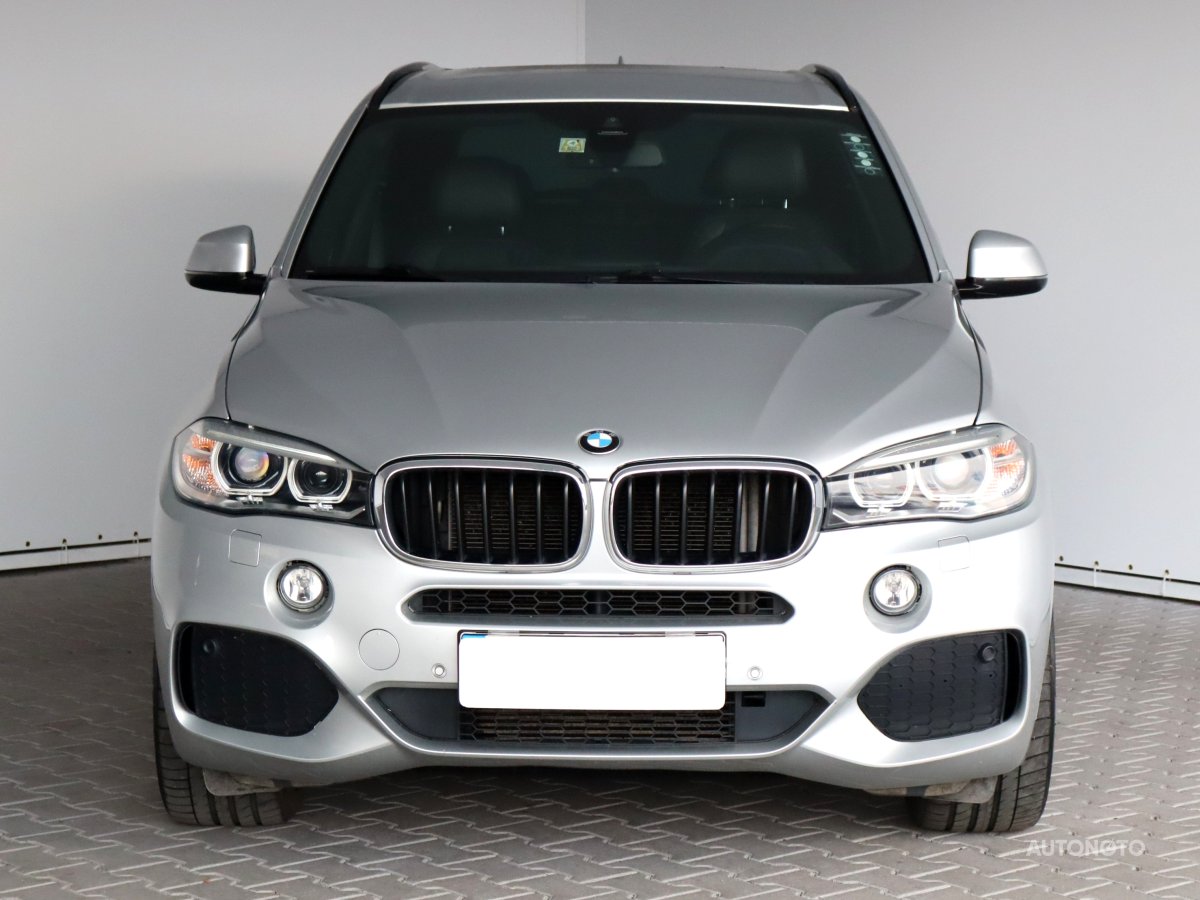 BMW X5, 2014 - pohled č. 2