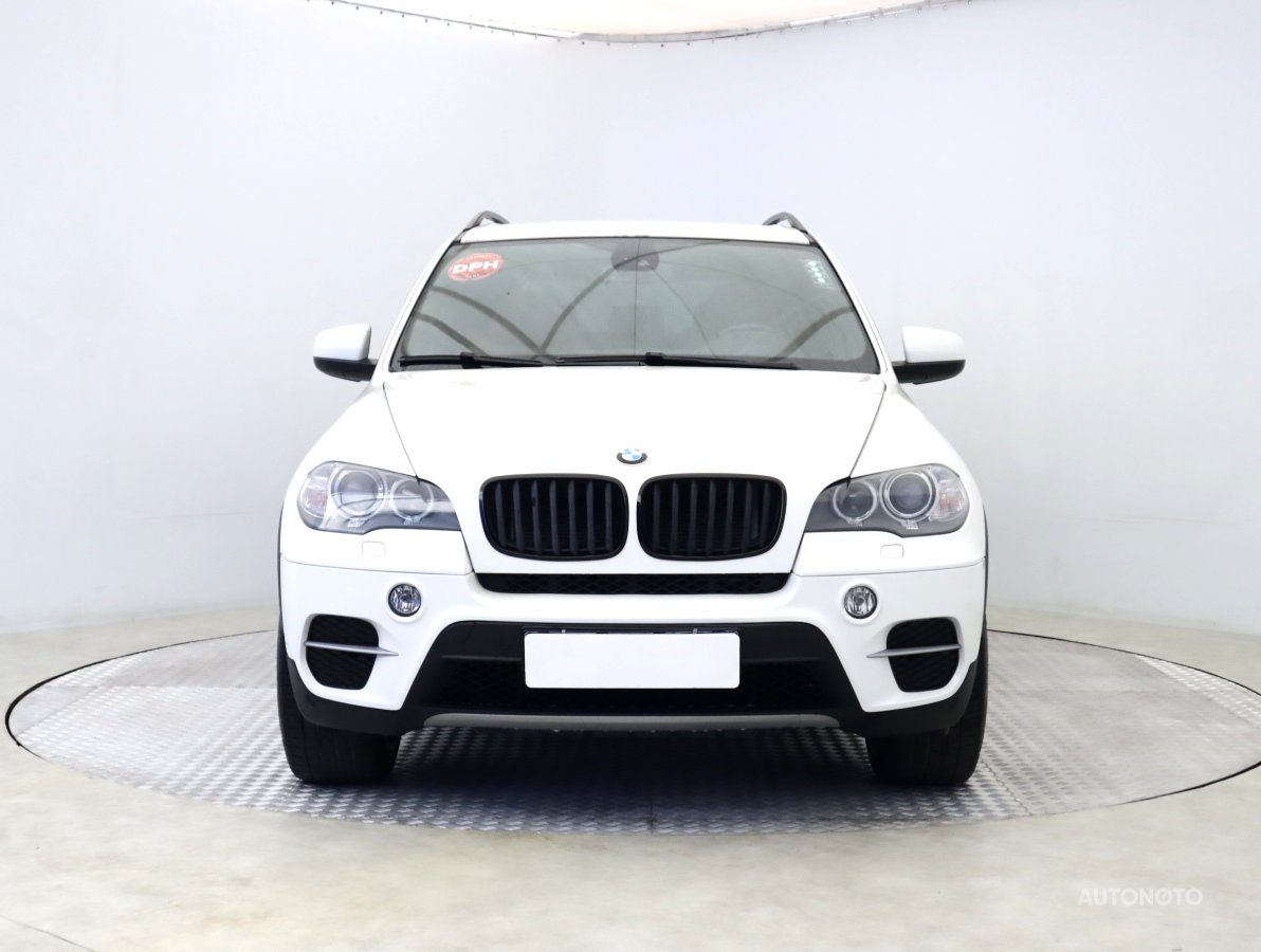 BMW X5, 2012 - pohled č. 2