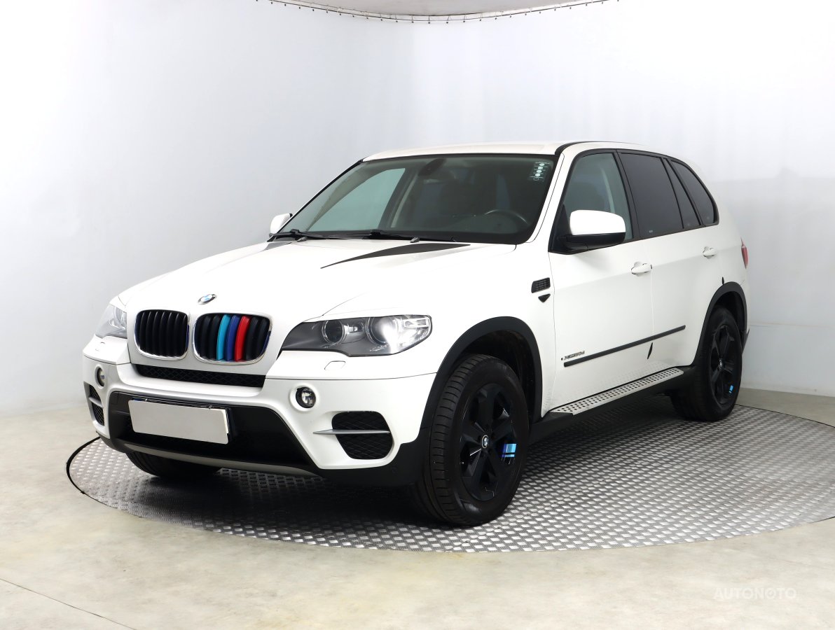BMW X5, 2013 - pohled č. 3
