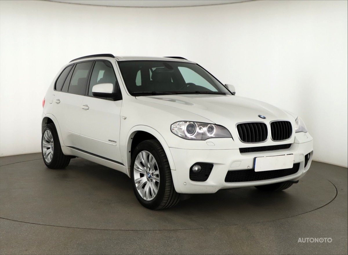 BMW X5, 2011 - celkový pohled