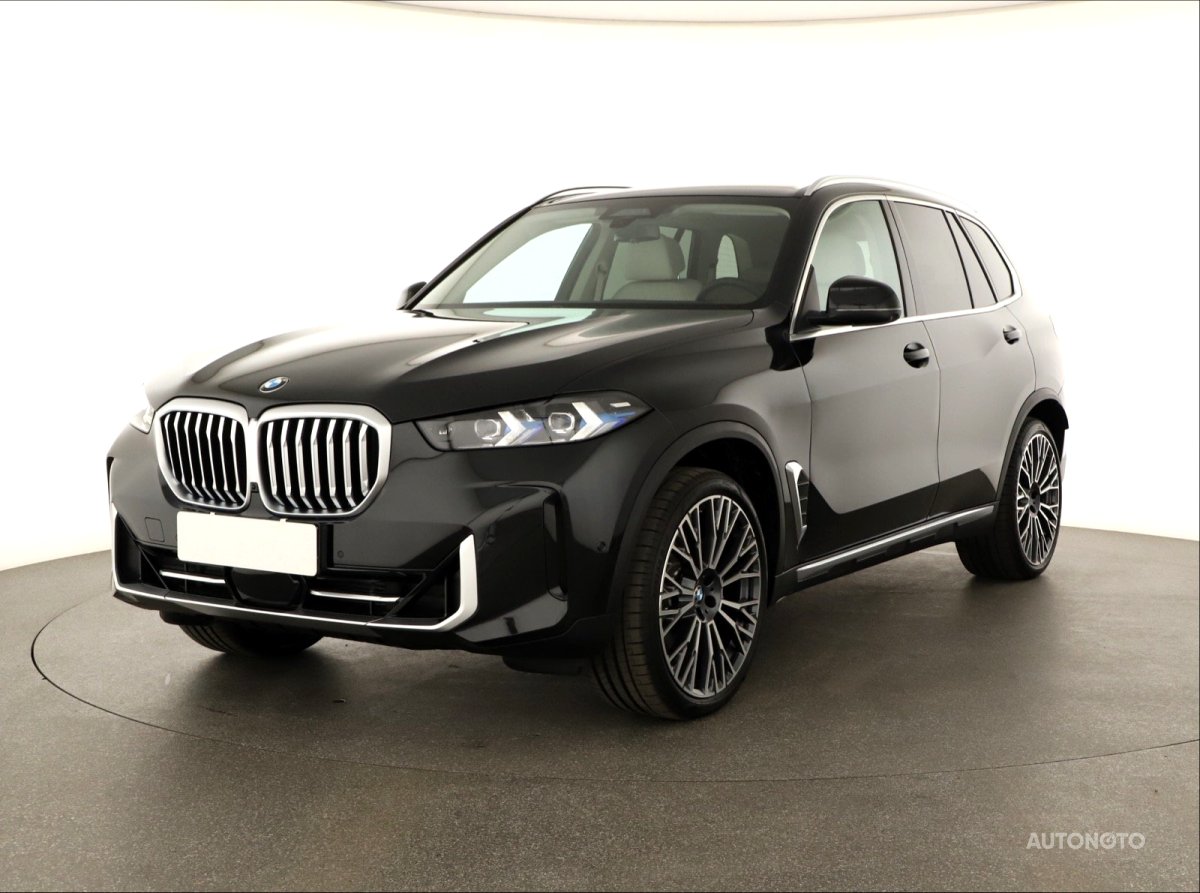 BMW X5, 2024 - pohled č. 3