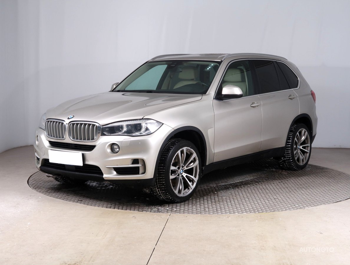 BMW X5, 2014 - pohled č. 3