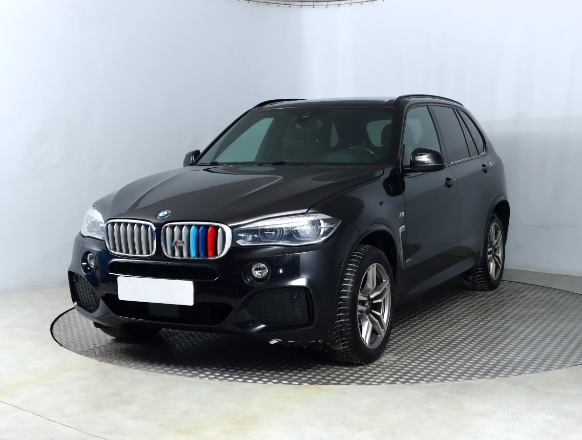 BMW X5, 2016 - pohled č. 3
