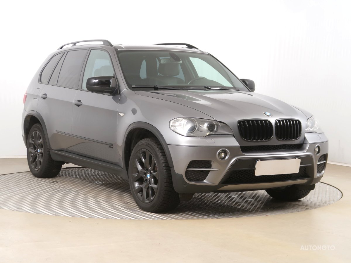 BMW X5, 2011 - celkový pohled