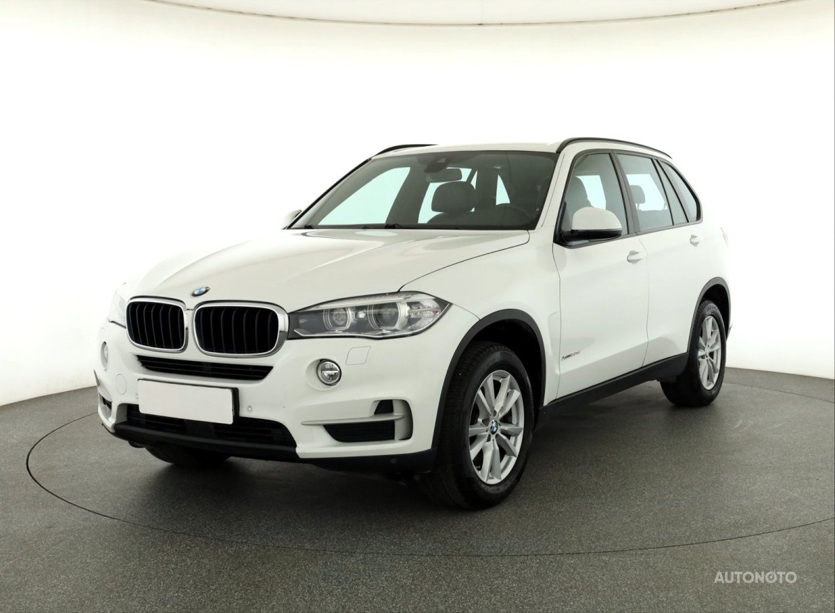 BMW X5, 2014 - pohled č. 3