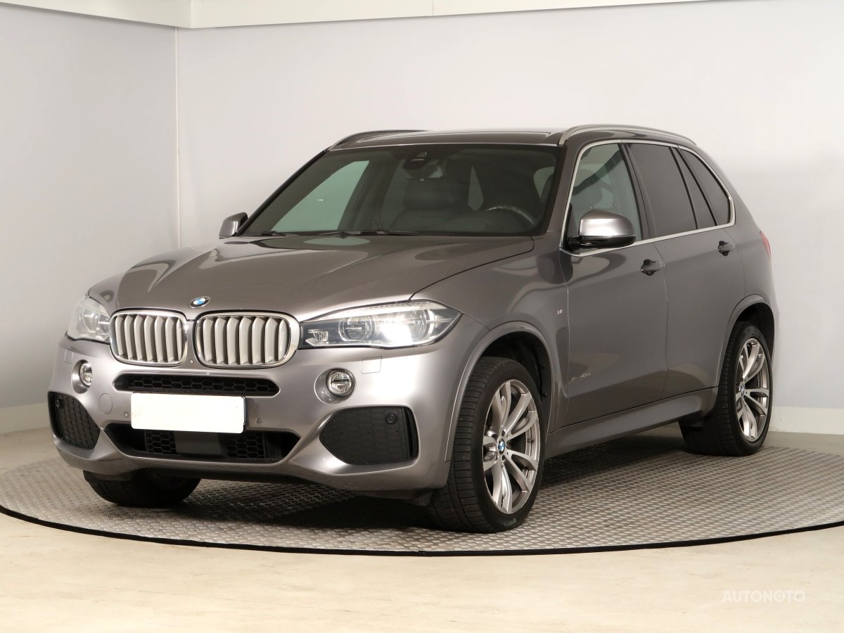 BMW X5, 2016 - pohled č. 3