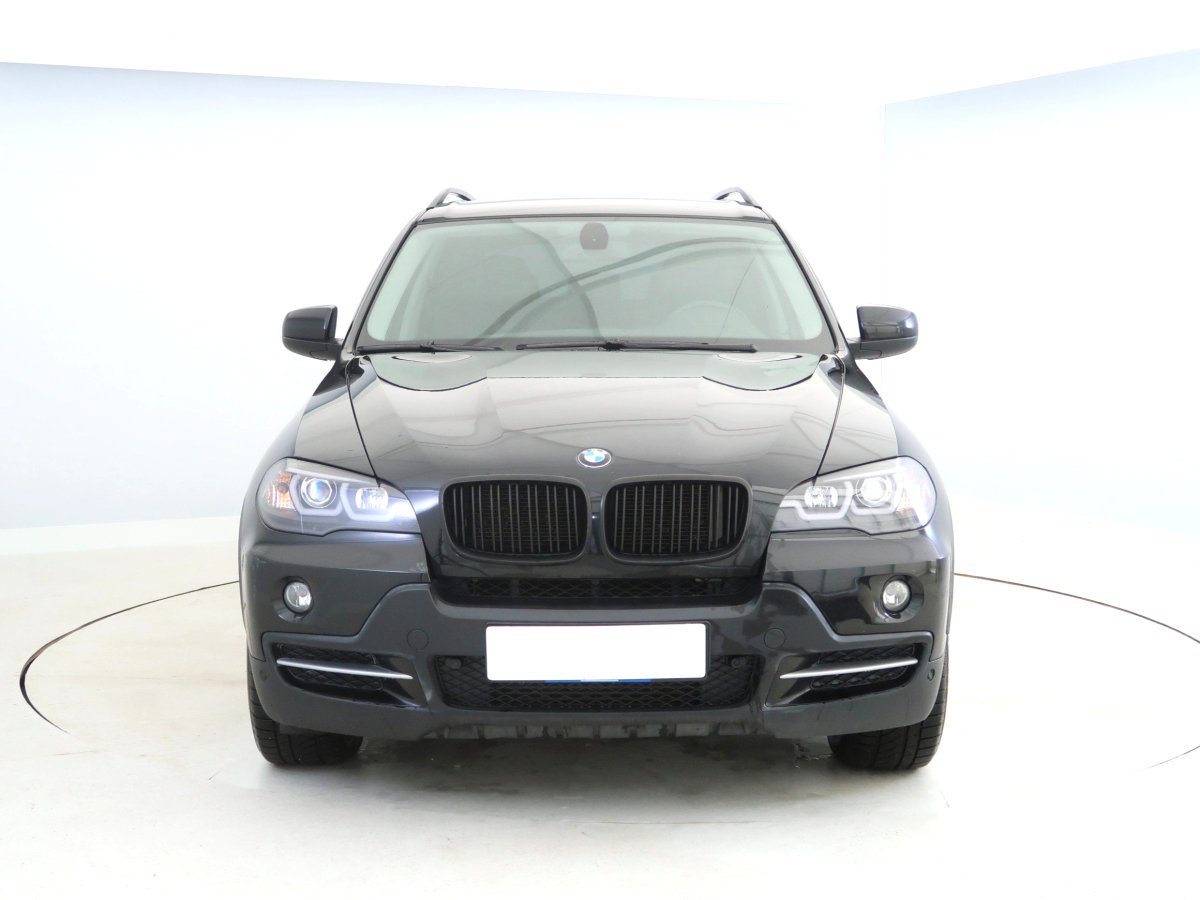 BMW X5, 2010 - pohled č. 2