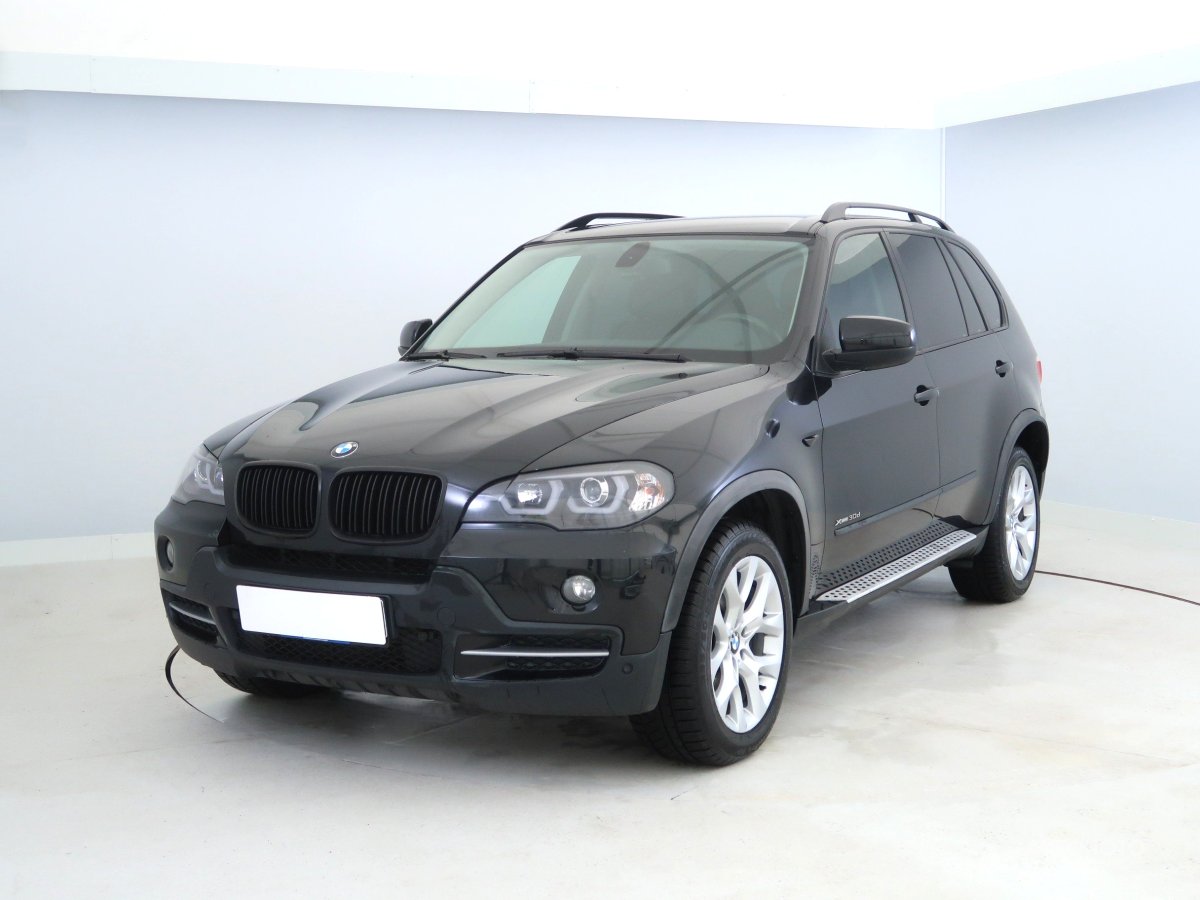 BMW X5, 2010 - pohled č. 3