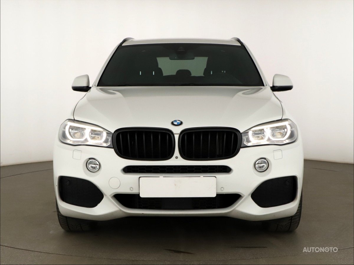 BMW X5, 2014 - pohled č. 2