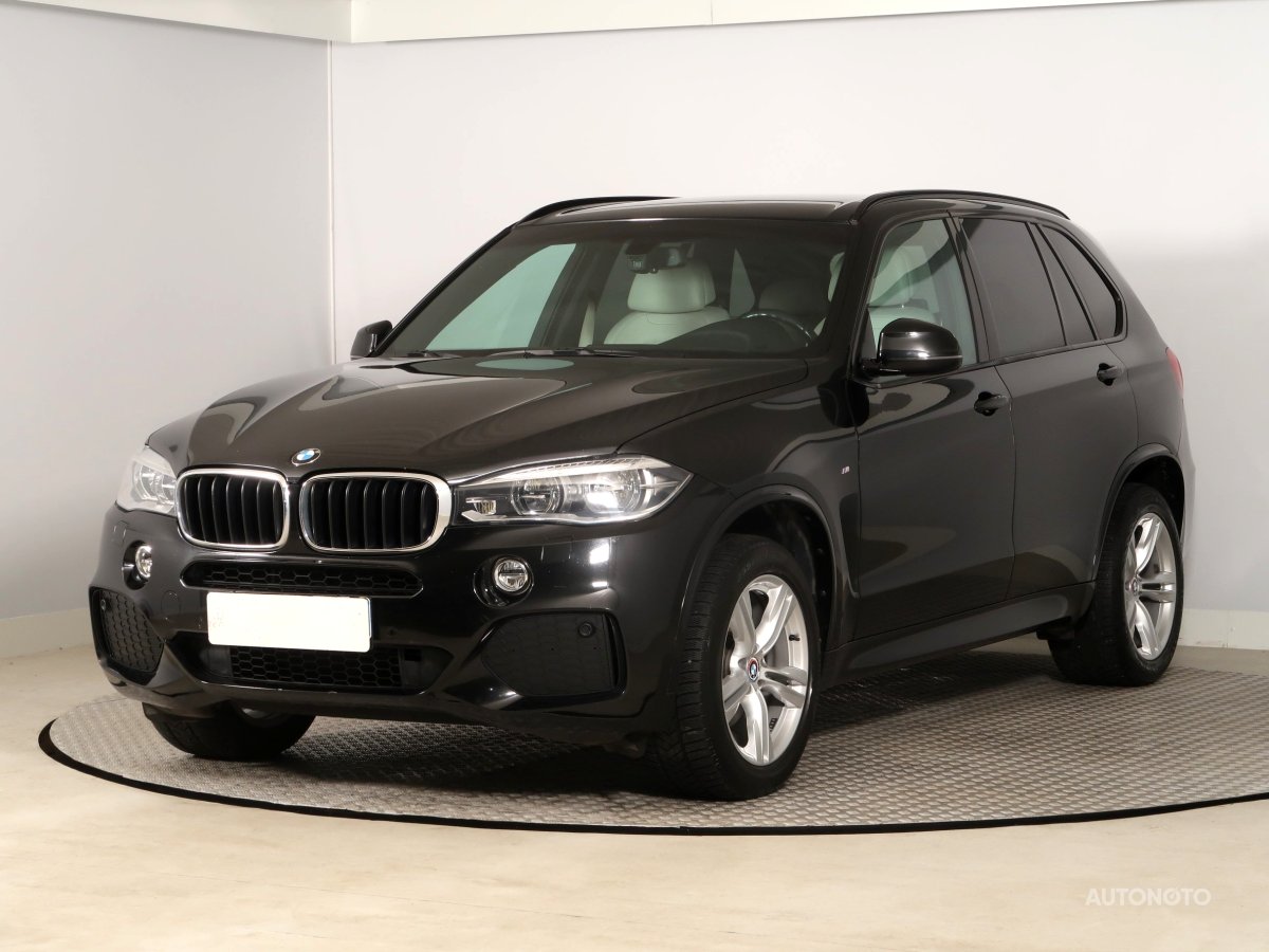 BMW X5, 2014 - pohled č. 3