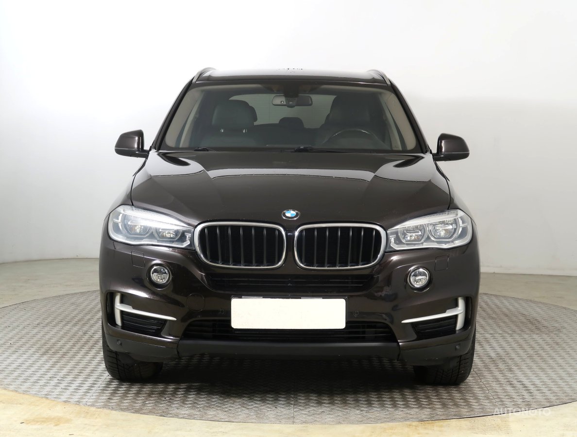 BMW X5, 2014 - pohled č. 2