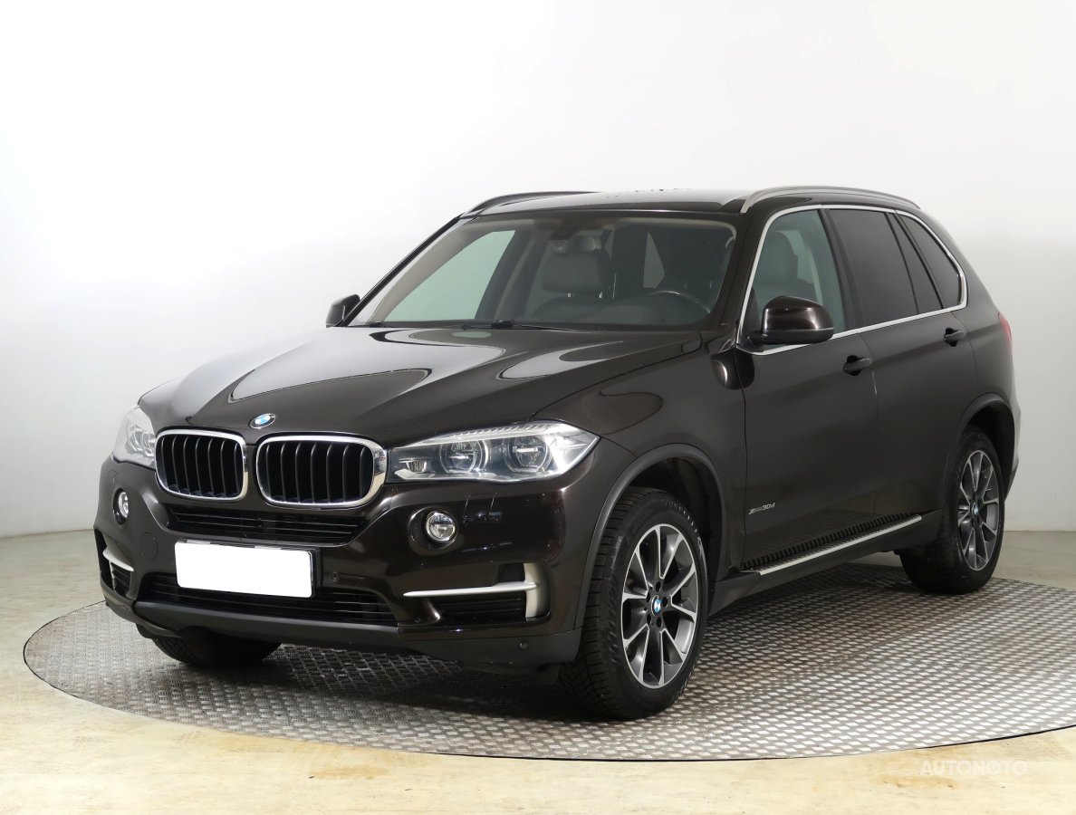 BMW X5, 2014 - pohled č. 3