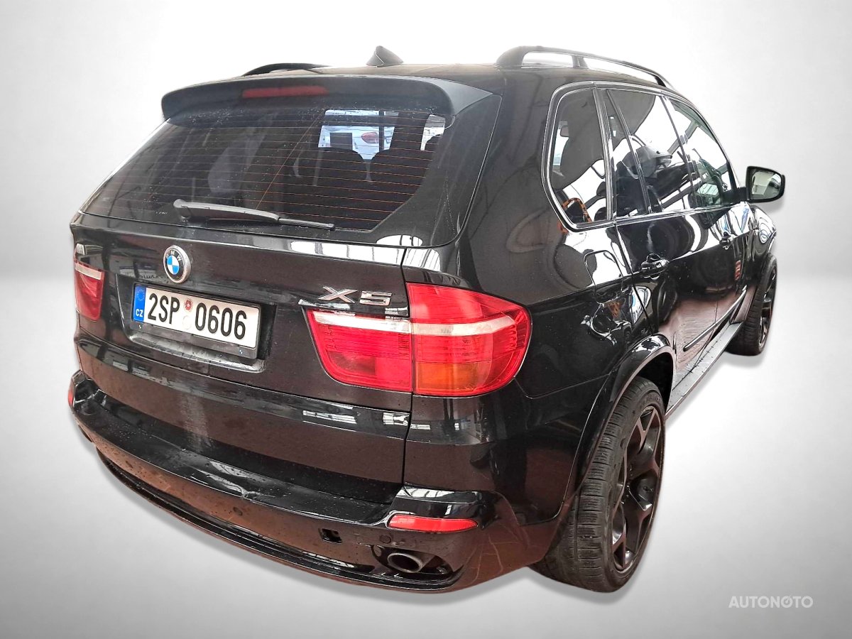 BMW X5, 2009 - pohled č. 2