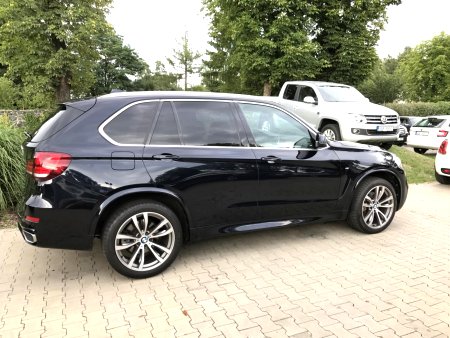 BMW X5, 2014 - pohled č. 3