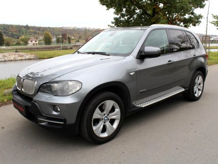 BMW X5, 2009 - pohled č. 2