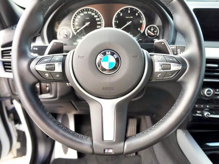 BMW X5, 2017 - pohled č. 6