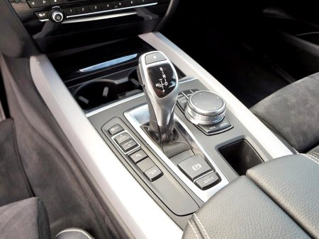 BMW X5, 2017 - pohled č. 8