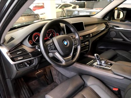 BMW X5, 2015 - pohled č. 10