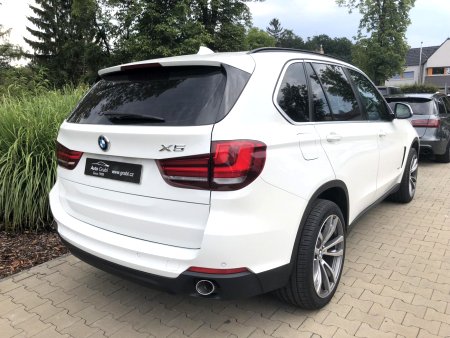 BMW X5, 2014 - pohled č. 6