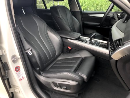 BMW X5, 2014 - pohled č. 9